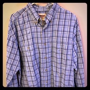 Light blue Wrangler Rugged series XL button up